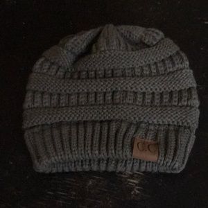 CC BEANIE with adjustable top for ponytail option
